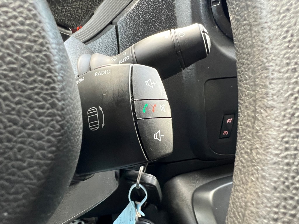36889076-28.jpg