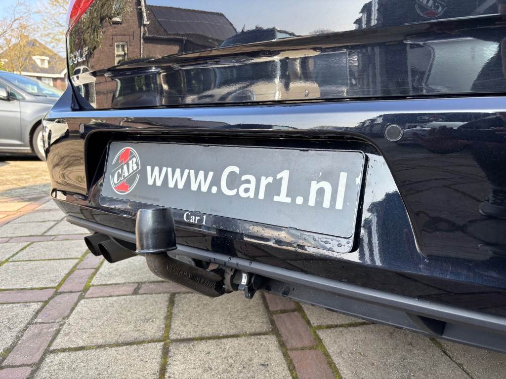 42853261-8.jpg
