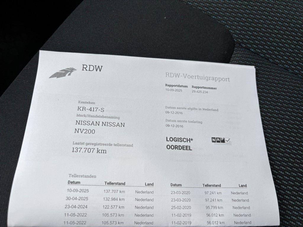 47534965-23.jpg
